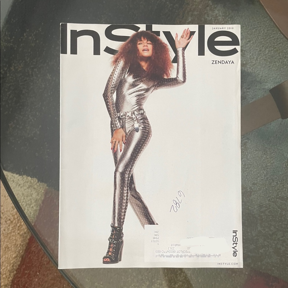 BOGO InStyle Magazine 🖤
